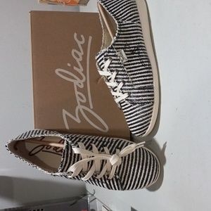 NWT Zodiac Sneakers